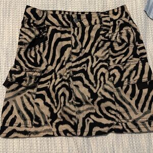 Strip Topshop skirt